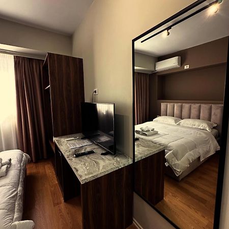 Hotel Her Vlorë 外观 照片