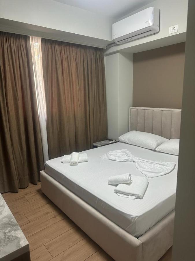 Hotel Her Vlorë 外观 照片