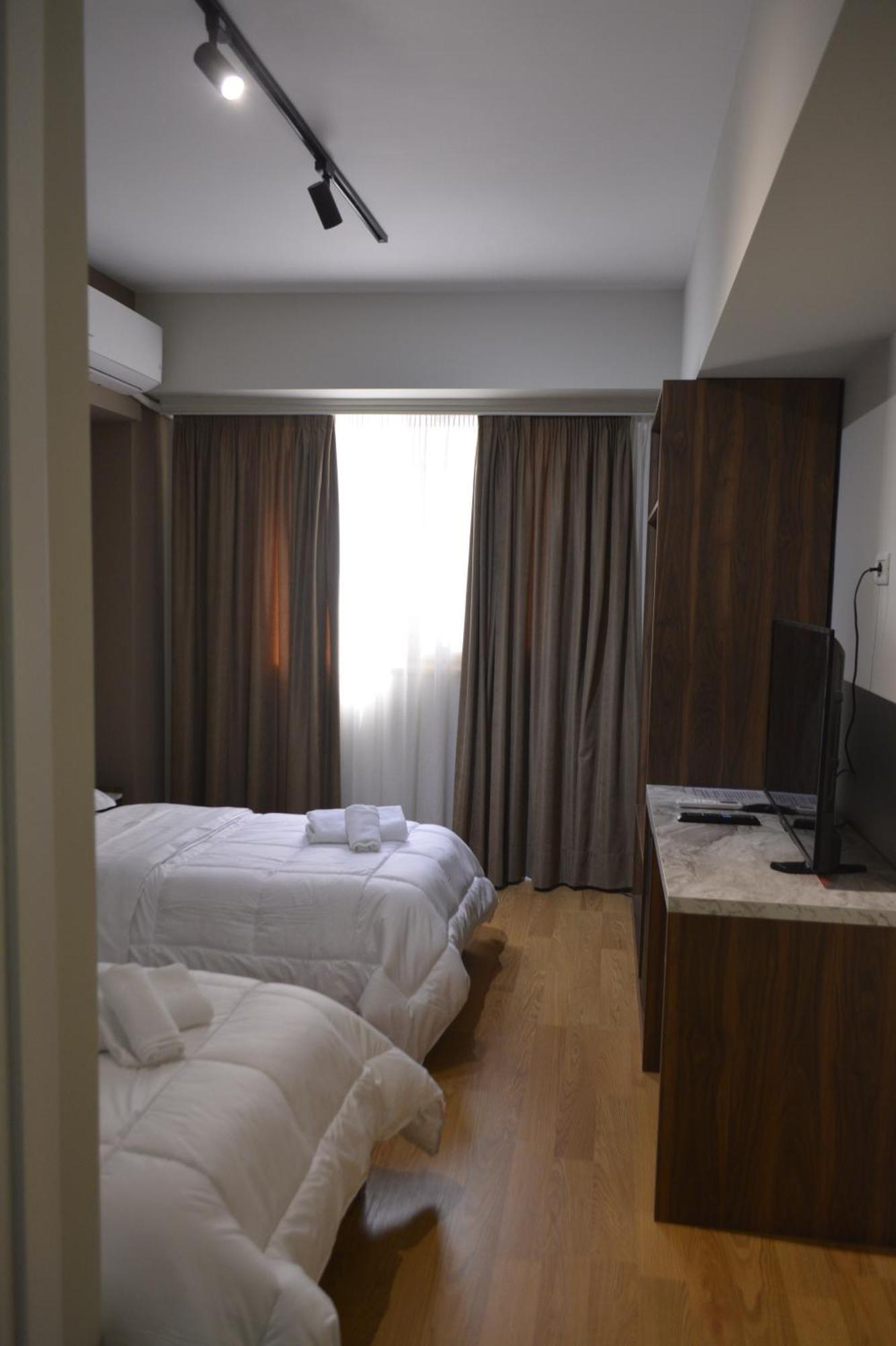Hotel Her Vlorë 外观 照片